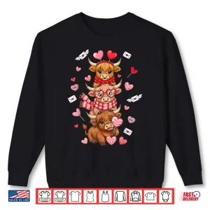 Sweatshirt Cute Western Valentine Highland Cows With Hearts Shirt