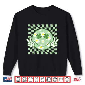 Sweatshirt Groovy Shamrock Smile Face St Patricks Day Men Kids Funny Shirt