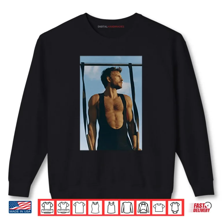 Sweatshirt Jonathan Bailey Peoples Sexiest Man Alive Shirt