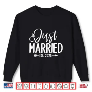 Sweatshirt Just Married Est 2026 Honeymoon Wedding Couples Matching Long Sleeve Shirt