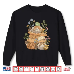 Sweatshirt Cottagecore Sourdough Frog Bread Funny Bakery Baking Art Shirt