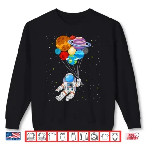 Sweatshirt Astronaut Holding Planet Space Art for Boys Girls STEM Shirt