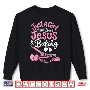 Sweatshirt Loves Baking Baker Bakery Shirt