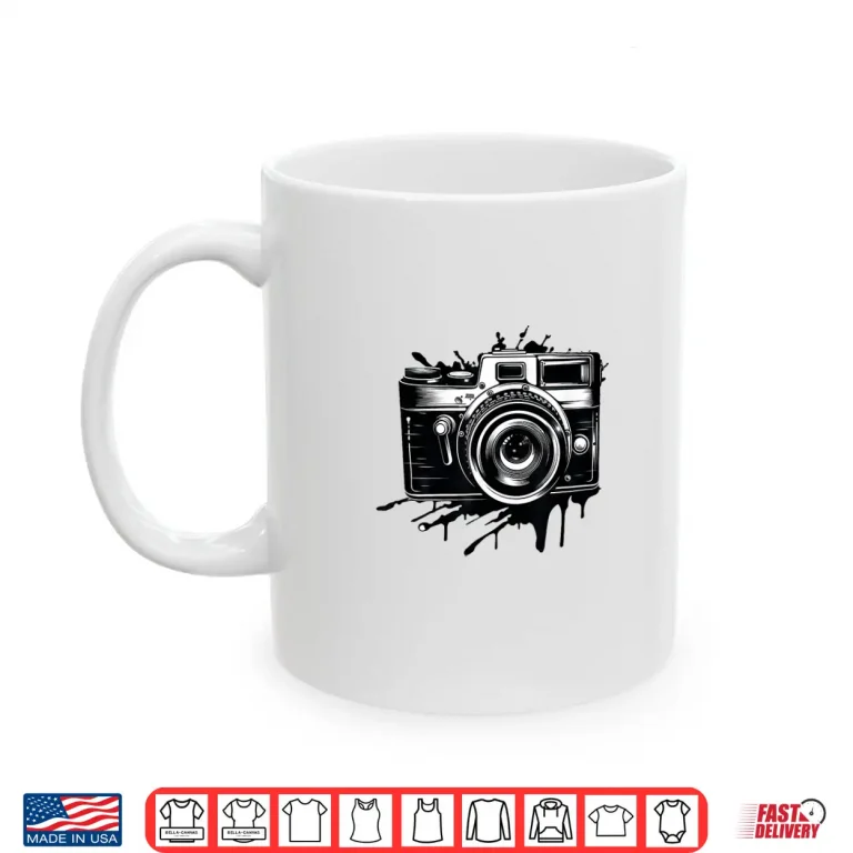 Mug Capture The Moment Vintage Camera Photographer Print Shirt