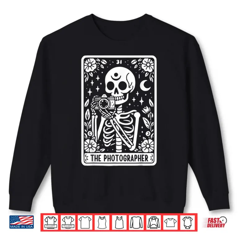 Sweatshirt The Photographer Skeleton Tarot Card Cameraman Shirt 3