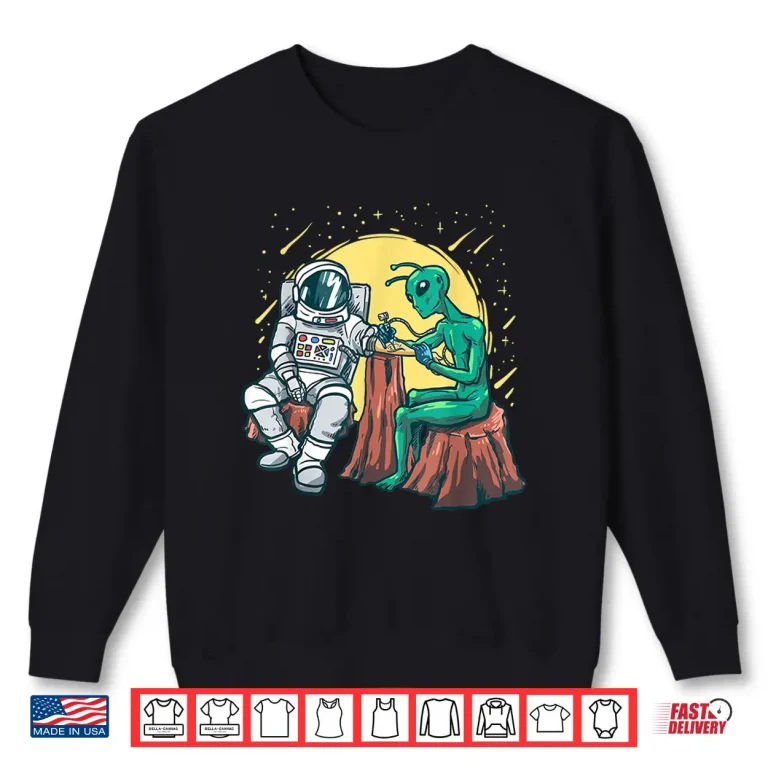 Sweatshirt Alien Inking Astronaut Funny Tattoo Artist Graphic Shirt
