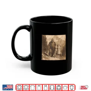 Mug Funny Bigfoot Photo Vintage Hiking Sasquatch Fans Design Shirt