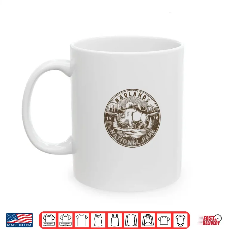 Mug Badlands National Park Vintage Hiking Camping Vintage Shirt