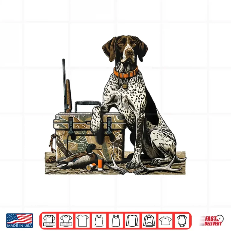 Design Old School Camo German Shorthaired Pointer Hunting Dog Mom Shirt
