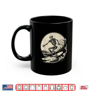 Mug Skeleton Surfer Vintage Big Wave Surfing Funny Halloween Shirt