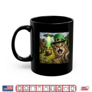 Mug Funny St Patricks Day Cat Selfie with Leprechaun Bigfoot UFO Shirt