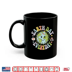 Mug Groovy Earth Day Funny Cute Earth With Floral Earth Day 2026 Shirt
