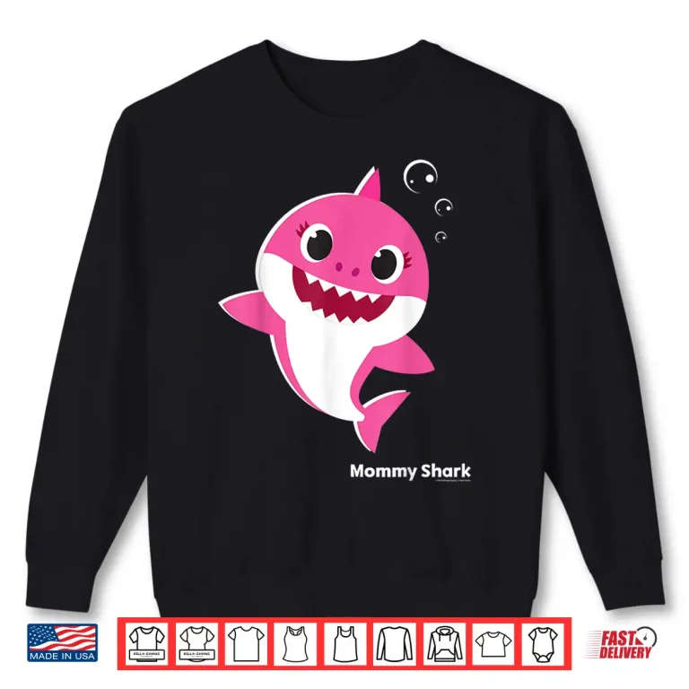 Sweatshirt Mommy Shark Happy Swimming Swimming Professional Graphic Shirt