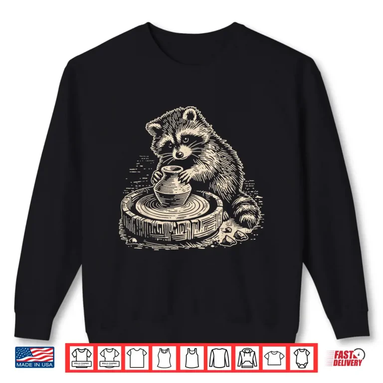 Sweatshirt Raccoon At Wheel Animal Pottery Wheel Throwing Retro Graphic Shirt