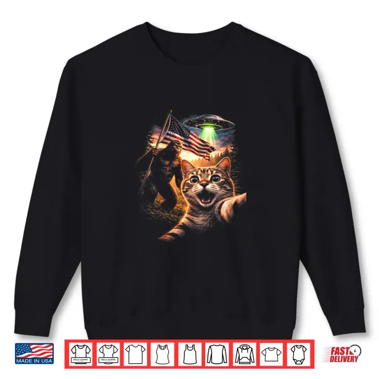 Sweatshirt Cat Selfie with Bigfoot UFO 250 Years 1776 2026 250th Shirt