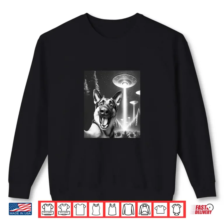 Sweatshirt Funny German Shepherd Alien UFO Taking a Selfie Dog Mom Dad Shirt