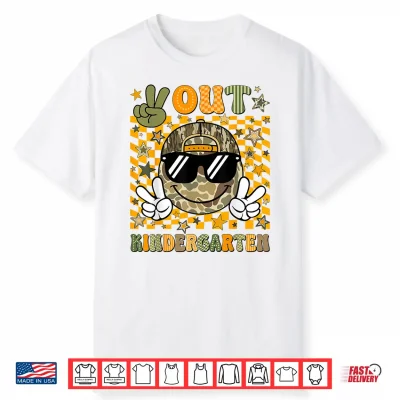 Peace Out Kindergarten Camo Last Day Graduation Shirt