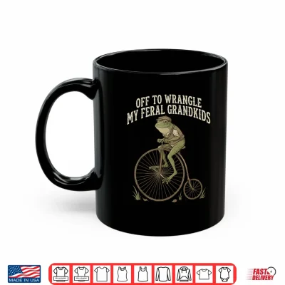 Mug Off to Wrangle My Feral Grandkids Funny Frog Grandparent Shirt