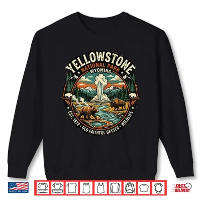 Sweatshirt Yellowstone National Park Wyoming Old Faithful Geyser Badge Shirt