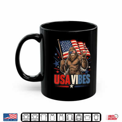 Mug USA Vibes Bigfoot American Flag Patriotic Funny Graphic Shirt