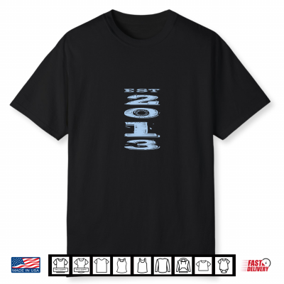 Born 2013 Minimalist Distressed Design Milestone Birthday Shirt