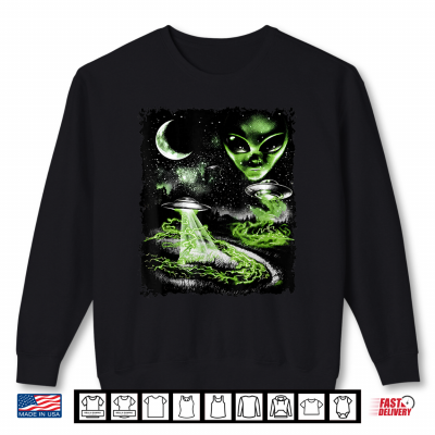 Sweatshirt Vintage 90s Alien UFO Halloween Alien Abduction Space Lover Shirt
